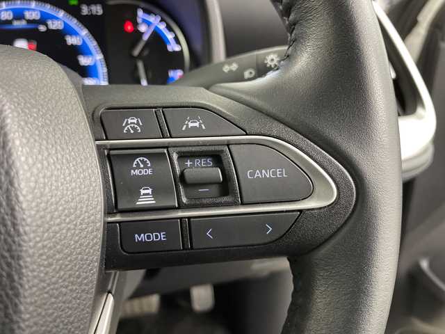 トヨタ ヴォクシー ハイブリッド S－Z 道央・札幌 2022(令4)年 5.2万km ホワイトパールクリスタルシャイン ・4WD/ハイブリッド/寒冷地仕様/・Toyota Safety Sense /・レーダークルーズコントロール/・プリクラッシュセーフティ/・純正ディスプレイ/・ナビ/フルセグTV/CD/DVD/BT//・ AppleCarPlry/AndroidAuto/・バックカメラ/・オートハイビーム/LEDヘッドライト/・ハーフレザーシート/・運転席/助手席シートヒーター/・EVモード/・AC100V/・冬タイヤアルミ付き積込/・ビルドインETC2.0