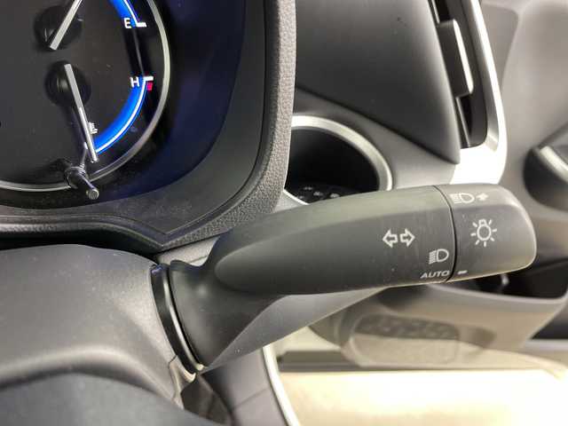 トヨタ ヴォクシー ハイブリッド S－Z 道央・札幌 2022(令4)年 5.2万km ホワイトパールクリスタルシャイン ・4WD/ハイブリッド/寒冷地仕様/・Toyota Safety Sense /・レーダークルーズコントロール/・プリクラッシュセーフティ/・純正ディスプレイ/・ナビ/フルセグTV/CD/DVD/BT//・ AppleCarPlry/AndroidAuto/・バックカメラ/・オートハイビーム/LEDヘッドライト/・ハーフレザーシート/・運転席/助手席シートヒーター/・EVモード/・AC100V/・冬タイヤアルミ付き積込/・ビルドインETC2.0