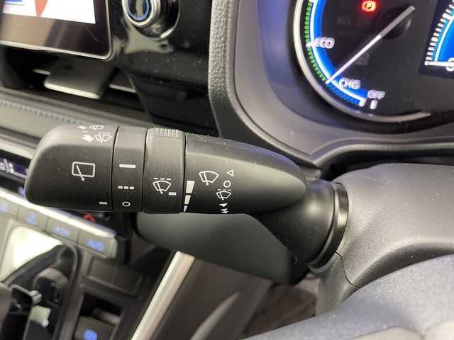 トヨタ ヴォクシー ハイブリッド S－Z 道央・札幌 2022(令4)年 5.2万km ホワイトパールクリスタルシャイン ・4WD/ハイブリッド/寒冷地仕様/・Toyota Safety Sense /・レーダークルーズコントロール/・プリクラッシュセーフティ/・純正ディスプレイ/・ナビ/フルセグTV/CD/DVD/BT//・ AppleCarPlry/AndroidAuto/・バックカメラ/・オートハイビーム/LEDヘッドライト/・ハーフレザーシート/・運転席/助手席シートヒーター/・EVモード/・AC100V/・冬タイヤアルミ付き積込/・ビルドインETC2.0