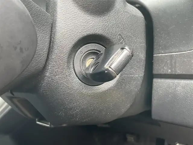 ホンダ ストリーム RSZ 新潟県 2006(平18)年 15.5万km ナイトホークブラックパール HDDナビ/社外ホイールスタッドレスタイヤ/ドアバイザー/ETC/純正フロアマット/アルパインフリップダウンモニター/ハンズフリー/ステアリングスイッチ