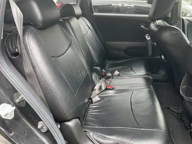 ホンダ ストリーム RSZ 新潟県 2006(平18)年 15.5万km ナイトホークブラックパール HDDナビ/社外ホイールスタッドレスタイヤ/ドアバイザー/ETC/純正フロアマット/アルパインフリップダウンモニター/ハンズフリー/ステアリングスイッチ