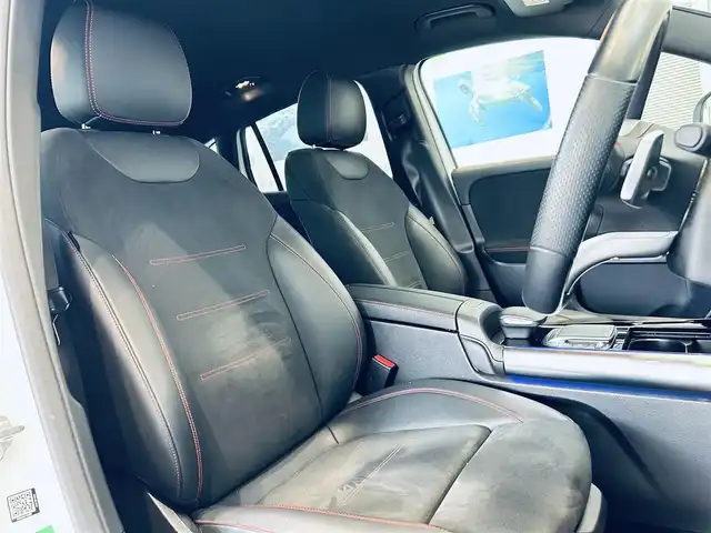 メルセデス・ベンツ ＧＬＡ２００ｄ 4マチック AMGライン 大阪府 2021(令3)年 2.9万km ポーラホワイト レーダーセーフティ/ハーフレザー/メモリ付きパワーシート/シートヒーター/純正ナビ/TV/360度カメラ/純正19インチAW/LEDヘッドライト/アンビエントライト/電動リアゲート/ACC/ブラインドスポット/ワイヤレス充電