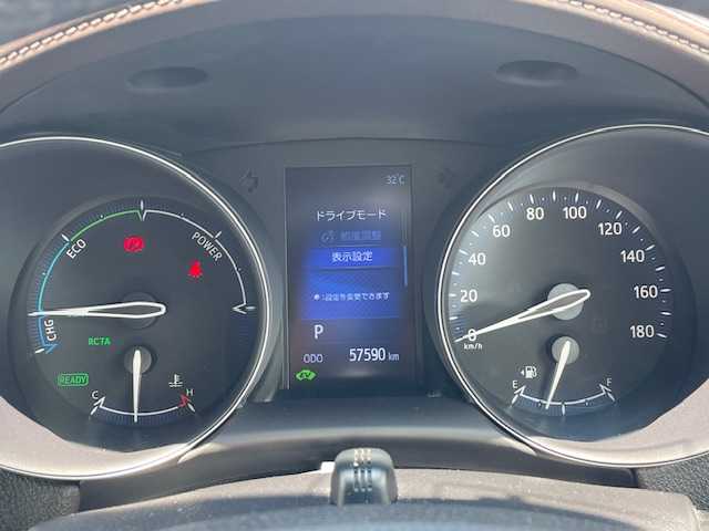 トヨタ Ｃ－ＨＲ G 静岡県 2017(平29)年 5.8万km メタルストリームM ●純正ナビ/(フルセグ/CD/DVD/Bluetooth)/(NSZT-Y66T)/●ハーフレザーシート/●前席シートヒーター/●バックカメラ/●レーダークルーズコントロール/●ブラインドスポットモニター/●衝突被害軽減システム/●レーンキープアシスト/●後方コーナーセンサー/●電動パーキングブレーキ/●オートブレーキホールド/●LEDライト＆フォグランプ/●オートライト/●オートマチックハイビーム/●革巻きステアリング/●ステアリングスイッチ/●ETC/●前方ドライブレコーダー/●フロアマット/●ドアバイザー/●スマートキー/●プッシュスタート/●純正18インチアルミホイール/●W＋サイド＋カーテンSRS＋ABS/●車両取扱説明書/●ナビ取扱説明書
