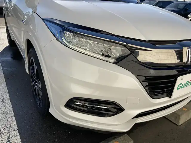 ホンダ ヴェゼル ハイブリッド Z ホンダセンシング 静岡県 2020(令2)年 6.3万km プラチナホワイトパール HondaSENSING/純正メモリーナビ(VXM-204VFi)/　AM FM CD DVD Bluetooth USB SD/フルセグTV/ビルトインETC/LEDオートヘッドランプ/レーダークルーズコントロール/ハーフレザーシート/シートヒーター(前席)/純正17インチアルミホイール/スマートキー2本/パドルシフト/パーキングアシスト/ワンオーナー/バックモニター