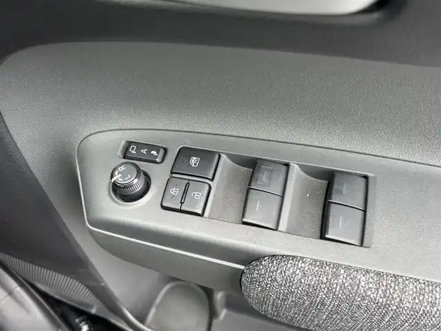 トヨタ シエンタ ハイブリッド Z 宮城県 2022(令4)年 4.1万km ブラック 登録時走行距離40303km/寒冷地仕様/純正ディスプレイオーディオ/BT／USB／フルセグ/純正ETC2.0/全方位カメラ/両側パワースライドドア/レーダークルーズコントロール/衝突軽減ブレーキ/レーンキープアシスト/横滑り防止/ブラインドスポットモニター/LEDヘッドライト/オートライト/オートマチックハイビーム/プッシュスタート/スマートキー×2/保証書