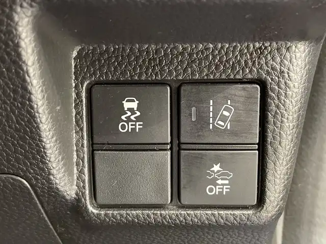 ホンダ Ｎ ＢＯＸ カスタム G EX ホンダセンシング 栃木県 2018(平30)年 3.9万km ブリリアントスポーティブルーメタリック2トーン 純正メモリナビ/（CD/DVD/フルセグTV/Bluetooth/SD/AUX/USB/iPod）/バックカメラ/ホンダセンシング/ビルトインETC/片側パワースライドドア/禁煙車/オートライト/LEDヘッドライト/横滑り防止装置/スマートキー/プッシュスタート/アイドリングストップ/ステアリングスイッチ/ウィンカーミラー/純正14インチアルミホイール/純正フロアマット