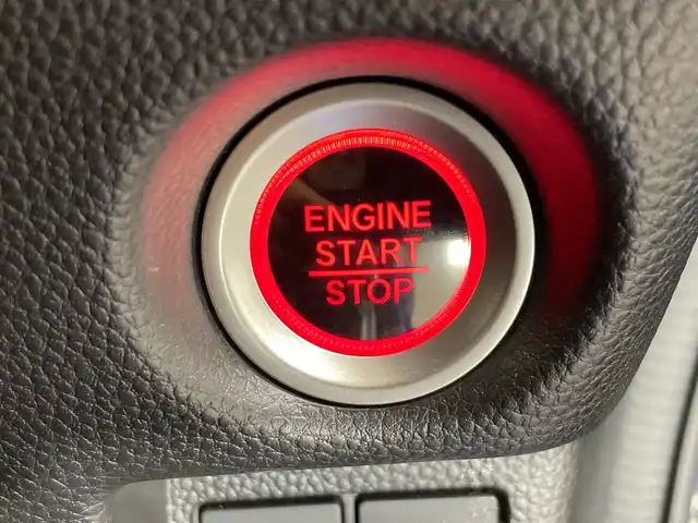 ホンダ Ｎ ＢＯＸ カスタム G EX ホンダセンシング 栃木県 2018(平30)年 3.9万km ブリリアントスポーティブルーメタリック2トーン 純正メモリナビ/（CD/DVD/フルセグTV/Bluetooth/SD/AUX/USB/iPod）/バックカメラ/ホンダセンシング/ビルトインETC/片側パワースライドドア/禁煙車/オートライト/LEDヘッドライト/横滑り防止装置/スマートキー/プッシュスタート/アイドリングストップ/ステアリングスイッチ/ウィンカーミラー/純正14インチアルミホイール/純正フロアマット