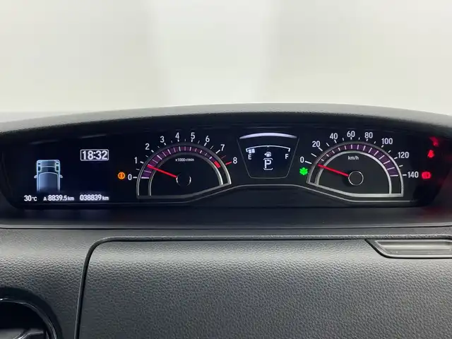 ホンダ Ｎ ＢＯＸ カスタム G EX ホンダセンシング 栃木県 2018(平30)年 3.9万km ブリリアントスポーティブルーメタリック2トーン 純正メモリナビ/（CD/DVD/フルセグTV/Bluetooth/SD/AUX/USB/iPod）/バックカメラ/ホンダセンシング/ビルトインETC/片側パワースライドドア/禁煙車/オートライト/LEDヘッドライト/横滑り防止装置/スマートキー/プッシュスタート/アイドリングストップ/ステアリングスイッチ/ウィンカーミラー/純正14インチアルミホイール/純正フロアマット