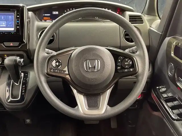 ホンダ Ｎ ＢＯＸ カスタム G EX ホンダセンシング 栃木県 2018(平30)年 3.9万km ブリリアントスポーティブルーメタリック2トーン 純正メモリナビ/（CD/DVD/フルセグTV/Bluetooth/SD/AUX/USB/iPod）/バックカメラ/ホンダセンシング/ビルトインETC/片側パワースライドドア/禁煙車/オートライト/LEDヘッドライト/横滑り防止装置/スマートキー/プッシュスタート/アイドリングストップ/ステアリングスイッチ/ウィンカーミラー/純正14インチアルミホイール/純正フロアマット