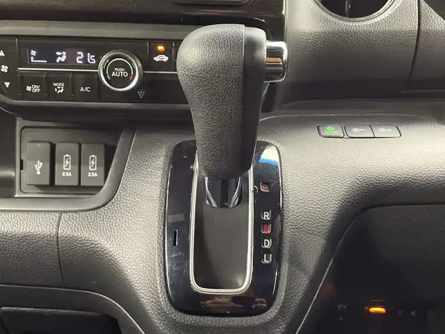 ホンダ Ｎ ＢＯＸ カスタム G EX ホンダセンシング 栃木県 2018(平30)年 3.9万km ブリリアントスポーティブルーメタリック2トーン 純正メモリナビ/（CD/DVD/フルセグTV/Bluetooth/SD/AUX/USB/iPod）/バックカメラ/ホンダセンシング/ビルトインETC/片側パワースライドドア/禁煙車/オートライト/LEDヘッドライト/横滑り防止装置/スマートキー/プッシュスタート/アイドリングストップ/ステアリングスイッチ/ウィンカーミラー/純正14インチアルミホイール/純正フロアマット