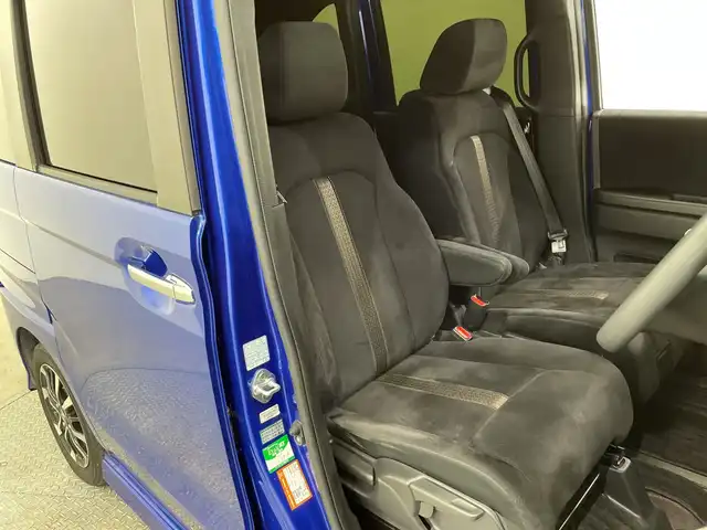 ホンダ Ｎ ＢＯＸ カスタム G EX ホンダセンシング 栃木県 2018(平30)年 3.9万km ブリリアントスポーティブルーメタリック2トーン 純正メモリナビ/（CD/DVD/フルセグTV/Bluetooth/SD/AUX/USB/iPod）/バックカメラ/ホンダセンシング/ビルトインETC/片側パワースライドドア/禁煙車/オートライト/LEDヘッドライト/横滑り防止装置/スマートキー/プッシュスタート/アイドリングストップ/ステアリングスイッチ/ウィンカーミラー/純正14インチアルミホイール/純正フロアマット