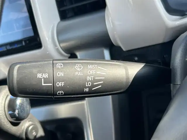 スズキ ハスラー G 愛知県 2018(平30)年 7.4万km ブリスクブルーメタリック/ホワイト2トーンルーフ サイドバイザー/純正フロアマット/社外SDナビ/FM/AM/USB/SD/DISC/フルセグTV/BT/バックカメラ/社外ドラレコ/ビルトインETC/ベンチシート/前席シートヒーター/純正15インチスチールホイール/レーンキープアシスト/衝突被害軽減ブレーキ/デュアルセンサーブレーキ//アイドリングストップ/電動格納ミラー/保証書/取扱説明書/スペアキー/スマートキー