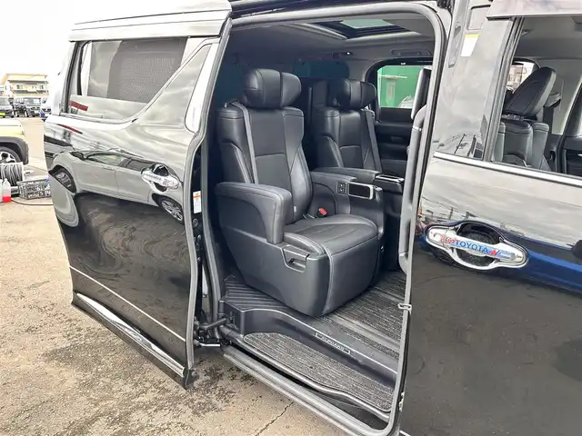 トヨタ アルファード S Cパッケージ 宮城県 2016(平28)年 9.9万km ブラック サンルーフ/モデリスタエアロ【F・S・R】/純正10型ナビ/【CD・DVD・SD・BT・フルセグTV】/バックカメラ/両側パワースライドドア/後席モニター/本革シート/シートヒーター/パワーシート（メモリー付き）/モデリスタマフラー/レーダークルーズコントロール/ウッドコンビステアリング/ハンドルヒーター/コーナーセンサー/パワーバックドア/ブレーキホールド/電子パーキング/社外19インチAW/社外ドライブレコーダー/オートライト/LEDヘッドライト/フォグライト/スマートキーX２/ETC