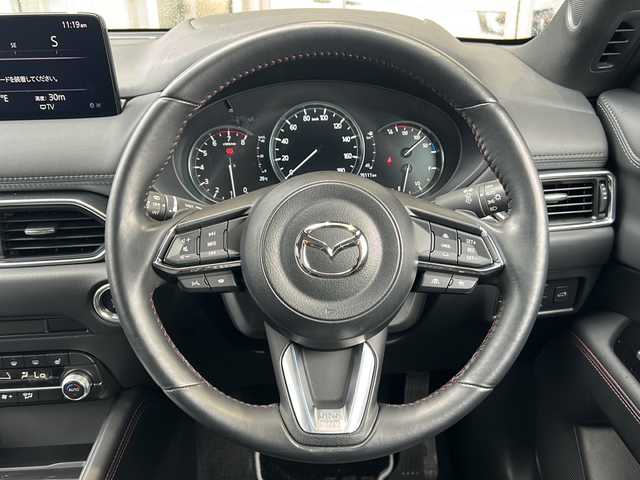 マツダ ＣＸ－５ 25S スポーツアピアランス 静岡県 2022(令4)年 2.6万km ソウルレッドクリスタルM 純正ナビ/・FM/AM/・Bluetooth/・USB/・スマートフォン連携/・TV/主要装備/・３６０°ビューモニター/・レザーシート/・パワーバックドア/・ＬＥＤヘッドライト/・ドライブレコーダー/・ＥＴＣ/・ヘッドアップディスプレイ/・ブラインドスポットモニタリング/・シートヒーター/・ハンドルヒーター/・ワイヤレス充電/・ｉ－ｓｔｏｐ/・スマートブレーキサポート/・クリアランスソナー