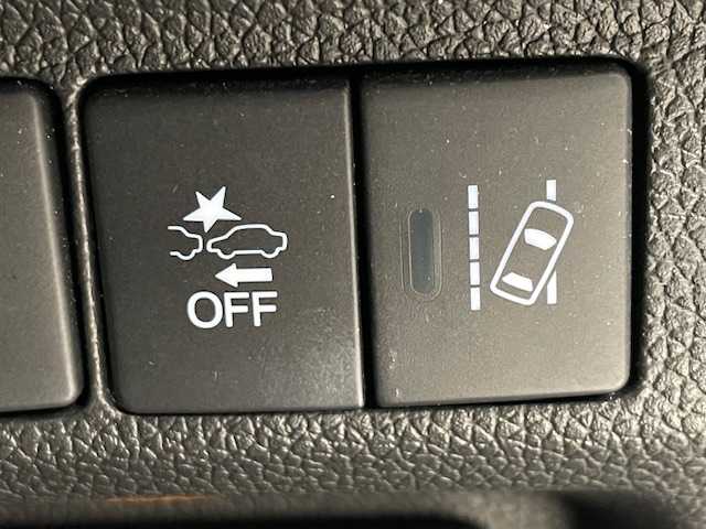 ホンダ フリード＋ ハイブリット EX 宮城県 2017(平29)年 10.4万km クリスタルブラックパール ホンダセンシング/・衝突軽減システム/・レーンキープアシスト/・CMBS/・ACC/・先行車発進お知らせ/・路外逸脱抑制機能/・標識認識機能/・車線逸脱警報装置/社外ナビ/・バックカメラ/・ETC/・Bluetooth/・CD/DVD/アイドリングストップ/革巻きステアリング/・ステアリングスイッチ/プッシュスタート/・スマートキー/純正アルミホイール/純正フロアマット/LEDヘッドライト/・フォグランプ/・オートライト