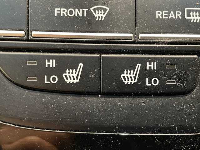 ホンダ フリード＋ ハイブリット EX 宮城県 2017(平29)年 10.4万km クリスタルブラックパール ホンダセンシング/・衝突軽減システム/・レーンキープアシスト/・CMBS/・ACC/・先行車発進お知らせ/・路外逸脱抑制機能/・標識認識機能/・車線逸脱警報装置/社外ナビ/・バックカメラ/・ETC/・Bluetooth/・CD/DVD/アイドリングストップ/革巻きステアリング/・ステアリングスイッチ/プッシュスタート/・スマートキー/純正アルミホイール/純正フロアマット/LEDヘッドライト/・フォグランプ/・オートライト