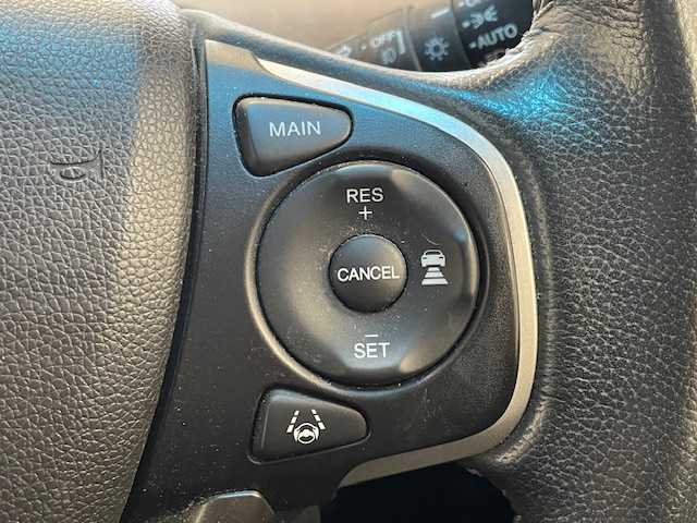 ホンダ フリード＋ ハイブリット EX 宮城県 2017(平29)年 10.4万km クリスタルブラックパール ホンダセンシング/・衝突軽減システム/・レーンキープアシスト/・CMBS/・ACC/・先行車発進お知らせ/・路外逸脱抑制機能/・標識認識機能/・車線逸脱警報装置/社外ナビ/・バックカメラ/・ETC/・Bluetooth/・CD/DVD/アイドリングストップ/革巻きステアリング/・ステアリングスイッチ/プッシュスタート/・スマートキー/純正アルミホイール/純正フロアマット/LEDヘッドライト/・フォグランプ/・オートライト