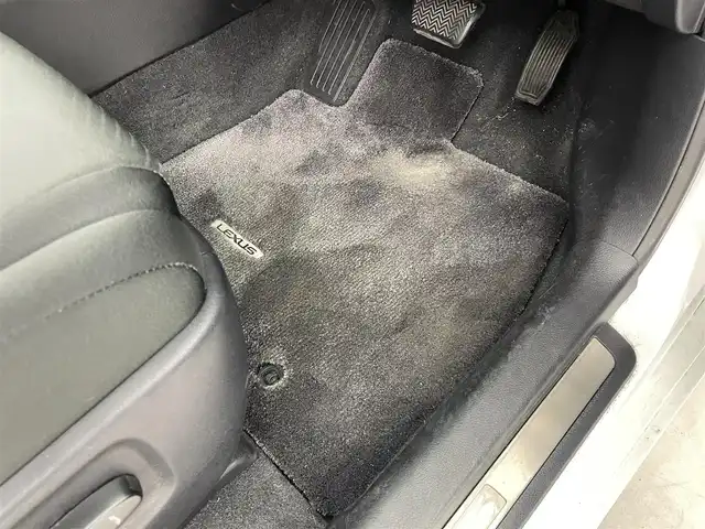 レクサス ＨＳ 250h 群馬県 2011(平23)年 6.3万km ホワイトパールクリスタルシャイン ワイドビューフロントモニター/クリアランスソナー/＝＝＝＝＝/純正ナビ/・AM/FM/TV/CD/DVD/USB/AUX/=====/純正ナビ　バックカメラ　フロントカメラ　前席パワーシート　プッシュスタート　スマートキー　純正ビルトインＥＴＣ　クルーズコントロール　革巻きステアリング　ステアリングスイッチ　クリアランスソナー　禁煙