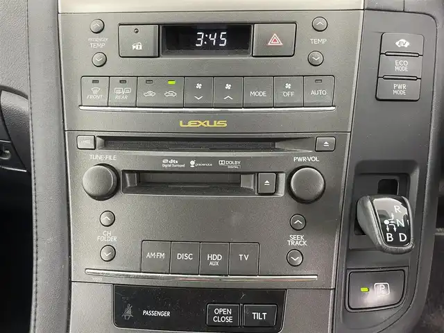 レクサス ＨＳ 250h 群馬県 2011(平23)年 6.3万km ホワイトパールクリスタルシャイン ワイドビューフロントモニター/クリアランスソナー/＝＝＝＝＝/純正ナビ/・AM/FM/TV/CD/DVD/USB/AUX/=====/純正ナビ　バックカメラ　フロントカメラ　前席パワーシート　プッシュスタート　スマートキー　純正ビルトインＥＴＣ　クルーズコントロール　革巻きステアリング　ステアリングスイッチ　クリアランスソナー　禁煙