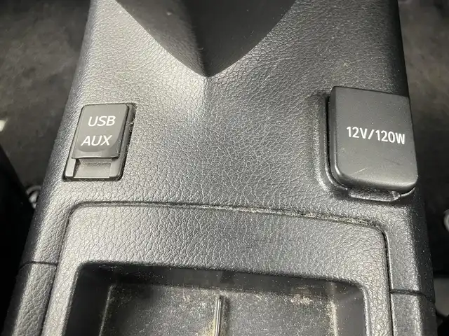 レクサス ＨＳ 250h 群馬県 2011(平23)年 6.3万km ホワイトパールクリスタルシャイン ワイドビューフロントモニター/クリアランスソナー/＝＝＝＝＝/純正ナビ/・AM/FM/TV/CD/DVD/USB/AUX/=====/純正ナビ　バックカメラ　フロントカメラ　前席パワーシート　プッシュスタート　スマートキー　純正ビルトインＥＴＣ　クルーズコントロール　革巻きステアリング　ステアリングスイッチ　クリアランスソナー　禁煙