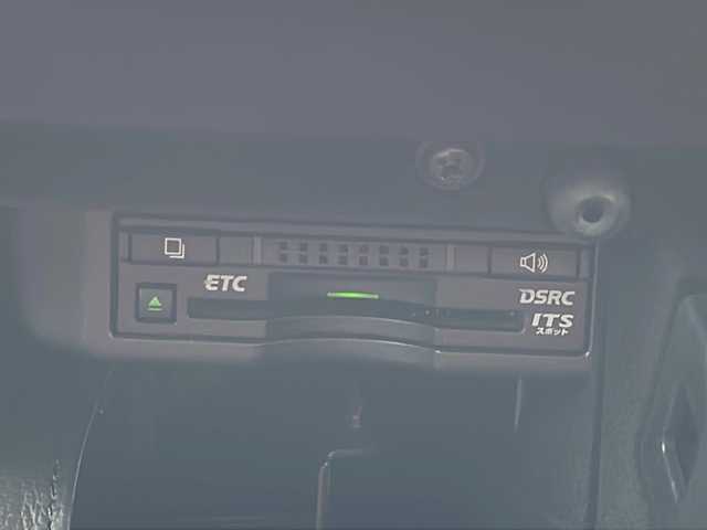 レクサス ＲＣ 200t Fスポーツ 徳島県 2015(平27)年 8.1万km スターライトブラックガラスフレーク サンルーフ/赤革シート/純正メモリナビ/（ラジオ/BT/DISC/USB）/バックカメラ/クルーズコントロール/ビルトインETC/D・N席シートヒーター/D・N席エアシート/D・N席パワーシート/シートメモリ/パドルシフト/純正19インチアルミホイール/LEDヘッドライト/スペアキー