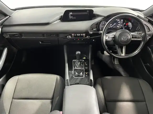 マツダ マツダ３ファストバック 15S ツーリング 大阪府 2019(令1)年 4.7万km ジェットブラックマイカ 純正ナビＴＶ　レーダークルコン　バックカメラ　ＥＴＣ　クリアランスソナー　衝突軽減　ＢＳＭ　レーンアシスト　アイドリングストップ　スマートキー　ＨＵＤ　ＬＥＤヘッドライト　フルエアロ　プッシュスタート