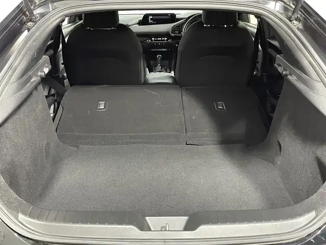 マツダ マツダ３ファストバック 15S ツーリング 大阪府 2019(令1)年 4.7万km ジェットブラックマイカ 純正ナビＴＶ　レーダークルコン　バックカメラ　ＥＴＣ　クリアランスソナー　衝突軽減　ＢＳＭ　レーンアシスト　アイドリングストップ　スマートキー　ＨＵＤ　ＬＥＤヘッドライト　フルエアロ　プッシュスタート