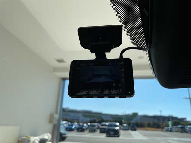 マツダ マツダ２ 15S サンリットシトラス 愛知県 2021(令3)年 1.5万km プラチナクォーツメタリック 純正ナビ　/全方位カメラ　/レーダークルーズ　/シートヒーター　/ＨＵＤ　/コーナーセンサー　/純正ＡＷ　/ＥＴＣ　/ＢＳＭ　/ＬＥＤヘッドライト　/レーンキープ　/ドラレコ　/ＥＴＣ　/ステアリングスイッチ　/プッシュスタート