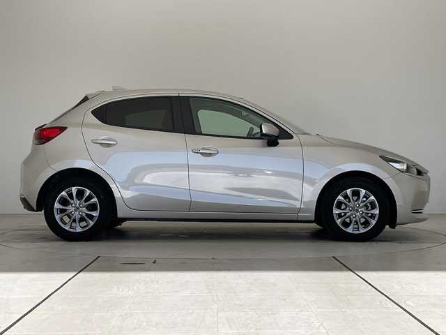 マツダ マツダ２ 15S サンリットシトラス 愛知県 2021(令3)年 1.5万km プラチナクォーツメタリック 純正ナビ　/全方位カメラ　/レーダークルーズ　/シートヒーター　/ＨＵＤ　/コーナーセンサー　/純正ＡＷ　/ＥＴＣ　/ＢＳＭ　/ＬＥＤヘッドライト　/レーンキープ　/ドラレコ　/ＥＴＣ　/ステアリングスイッチ　/プッシュスタート