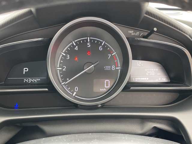 マツダ マツダ２ 15S サンリットシトラス 愛知県 2021(令3)年 1.5万km プラチナクォーツメタリック 純正ナビ　/全方位カメラ　/レーダークルーズ　/シートヒーター　/ＨＵＤ　/コーナーセンサー　/純正ＡＷ　/ＥＴＣ　/ＢＳＭ　/ＬＥＤヘッドライト　/レーンキープ　/ドラレコ　/ＥＴＣ　/ステアリングスイッチ　/プッシュスタート