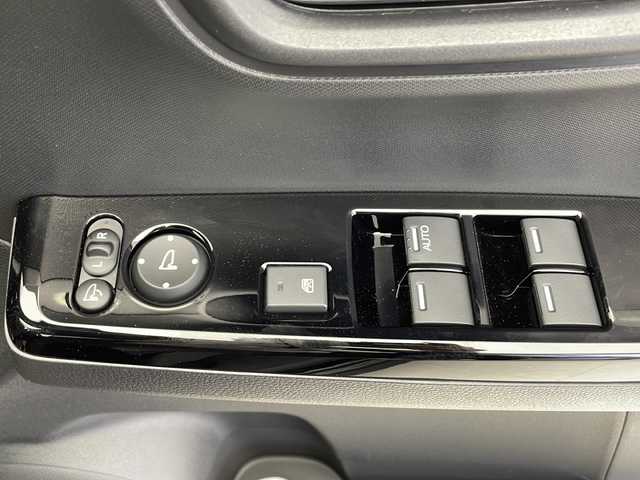 ホンダ Ｎ ＯＮＥ RS 千葉県 2021(令3)年 3.6万km クリスタルブラックパール 禁煙車/carrozzeria7型オーディオディスプレイ/CD/BT/USB/バックカメラ/衝突軽減防止/レーンキープアシスト/ACC先行車検知/パーキングセンサー/標識認識表示/ふらつき防止/アクティブクルーズコントロール/シートヒーター(D＋N席)/ビルトインETC/オートエアコン(イオン)/オートライト/ハイビームアシスト/革巻きステアリング/ステアリングスイッチ/ドライブセレクト/プッシュスタート＆スマートキ/ウインカー付き電動格納ミラー/LEDヘッドライト/フォグランプ/純正フロアマット/社外15インチAW