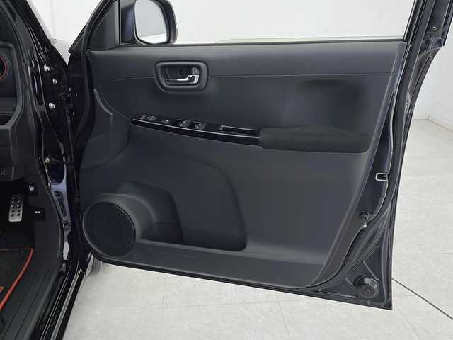 ホンダ Ｎ ＯＮＥ RS 千葉県 2021(令3)年 3.6万km クリスタルブラックパール 禁煙車/carrozzeria7型オーディオディスプレイ/CD/BT/USB/バックカメラ/衝突軽減防止/レーンキープアシスト/ACC先行車検知/パーキングセンサー/標識認識表示/ふらつき防止/アクティブクルーズコントロール/シートヒーター(D＋N席)/ビルトインETC/オートエアコン(イオン)/オートライト/ハイビームアシスト/革巻きステアリング/ステアリングスイッチ/ドライブセレクト/プッシュスタート＆スマートキ/ウインカー付き電動格納ミラー/LEDヘッドライト/フォグランプ/純正フロアマット/社外15インチAW