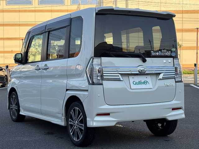 ダイハツ タント カスタム RS トップED SA Ⅲ 宮城県 2017(平29)年 5.5万km パールホワイトⅢ 登録時走行距離54560ｋｍ/両側パワースライドドア/社外ナビ/・フルセグテレビ/・Bluetooth/・CD/DVD/・ＡＭ／ＦＭ/アイドリングストップ/衝突軽減ブレーキ/オートマチックハイビーム/オートライト/プッシュスタート/スマートキー/ドアバイザー/ウインカーミラー/ＬＥＤヘッドライト