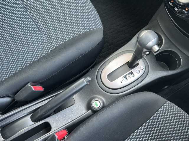 日産 ノート X DIG－S 神奈川県 2013(平25)年 8.4万km ダークメタルグレー 純正ナビ（CD/DVD/SD/USB/BT/フルセグTV）/スマートキー/プッシュスタート/アイドリングストップ/横滑り防止装置/ETC/純正フロアマット/純正AW/電動格納ミラー/スペアキー×1/保証書/取扱説明書