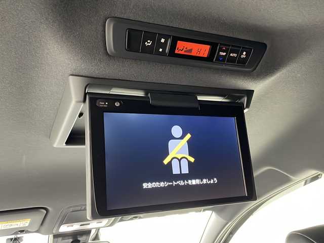 トヨタ エスクァイア ハイブリッド Gi プレミアムパッケージ ブラックテーラード 宮城県 2020(令2)年 3.7万km スパークリングブラックパールクリスタルシャイン 両側パワースライドドア/トヨタセーフティーセンス/純正12インチフリップダウンモニター/純正10インチナビ/(AM/FM/SD/CD/DVD/フルセグTV/Bluetooth)/バックカメラ/ETC/前後ドライブレコーダー/ハーフレザー/シートヒーター/ステアリングヒーター/プッシュスタート/スマートキー/スペアキー/オートライト/オートマチックハイビーム/LEDヘッドライト/フォグランプ/ヘッドライトレベライザー/ドアバイザー/純正フロアマット/純正15インチアルミホイール