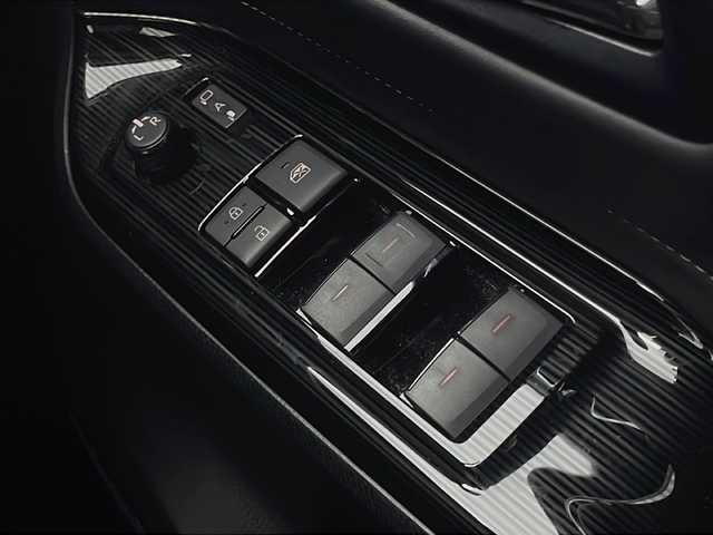 トヨタ エスクァイア ハイブリッド Gi プレミアムパッケージ ブラックテーラード 宮城県 2020(令2)年 3.7万km スパークリングブラックパールクリスタルシャイン 両側パワースライドドア/トヨタセーフティーセンス/純正12インチフリップダウンモニター/純正10インチナビ/(AM/FM/SD/CD/DVD/フルセグTV/Bluetooth)/バックカメラ/ETC/前後ドライブレコーダー/ハーフレザー/シートヒーター/ステアリングヒーター/プッシュスタート/スマートキー/スペアキー/オートライト/オートマチックハイビーム/LEDヘッドライト/フォグランプ/ヘッドライトレベライザー/ドアバイザー/純正フロアマット/純正15インチアルミホイール