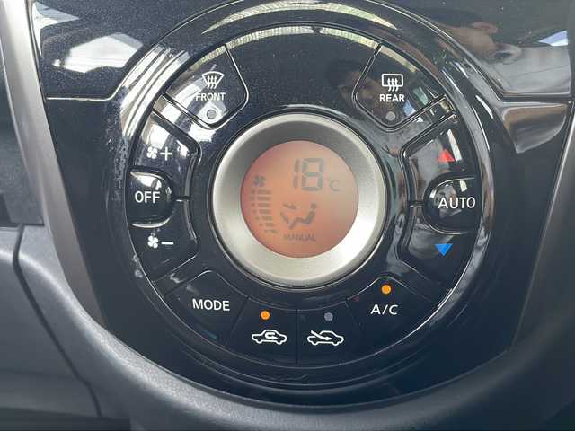 日産 マーチ ニスモS 高知県 2022(令4)年 1.3万km ブリリアントホワイトパール KENWOOD製ナビ/(Bluetooth/CD/SD/DVD/フルセグ)/ETC/バックカメラ/純正16インチアルミホイール/オートライト/ハロゲンヘッドライト/フォグランプ/純正サイドミラーカバー積込/プッシュスタート/スマートキー/スペアキー1本/スペアタイヤ/純正フロアマット/前後ドライブレコーダー/横滑り防止装置/オートリトラクタブルミラー