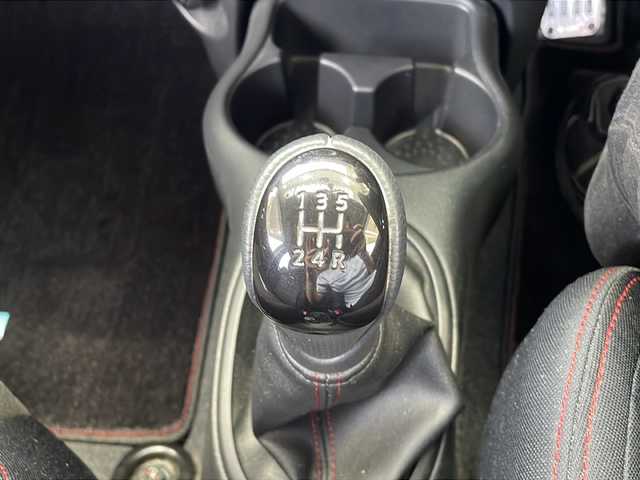 日産 マーチ ニスモS 高知県 2022(令4)年 1.3万km ブリリアントホワイトパール KENWOOD製ナビ/(Bluetooth/CD/SD/DVD/フルセグ)/ETC/バックカメラ/純正16インチアルミホイール/オートライト/ハロゲンヘッドライト/フォグランプ/純正サイドミラーカバー積込/プッシュスタート/スマートキー/スペアキー1本/スペアタイヤ/純正フロアマット/前後ドライブレコーダー/横滑り防止装置/オートリトラクタブルミラー