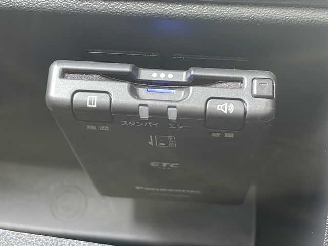 日産 マーチ ニスモS 高知県 2022(令4)年 1.3万km ブリリアントホワイトパール KENWOOD製ナビ/(Bluetooth/CD/SD/DVD/フルセグ)/ETC/バックカメラ/純正16インチアルミホイール/オートライト/ハロゲンヘッドライト/フォグランプ/純正サイドミラーカバー積込/プッシュスタート/スマートキー/スペアキー1本/スペアタイヤ/純正フロアマット/前後ドライブレコーダー/横滑り防止装置/オートリトラクタブルミラー
