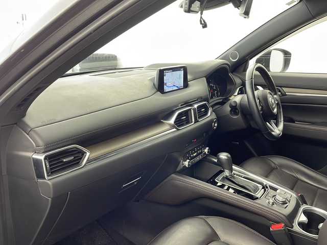 マツダ ＣＸ－５ XD エクスクルーシブモード 兵庫県 2019(令1)年 6.9万km マシーングレープレミアムM アドバンストスマートシティブレーキサポート/・後退時スマートブレーキサポート/・誤発進抑制制御/スマートブレーキサポート/レーダークルーズコントロール/ブラインドスポットモニター/車線逸脱警報システム/レーンキープアシスト/フロントパーキングセンサー/リアパーキングセンサー/ドライバーアテンションアラート/マツダ純正ナビ/・Bluetooth/・フルセグTV/・バックカメラ/・アラウンドビューモニター/パワーバックドア/マツダ純正19インチアルミホイール/ワンオーナー/新車保証書/取扱説明書
