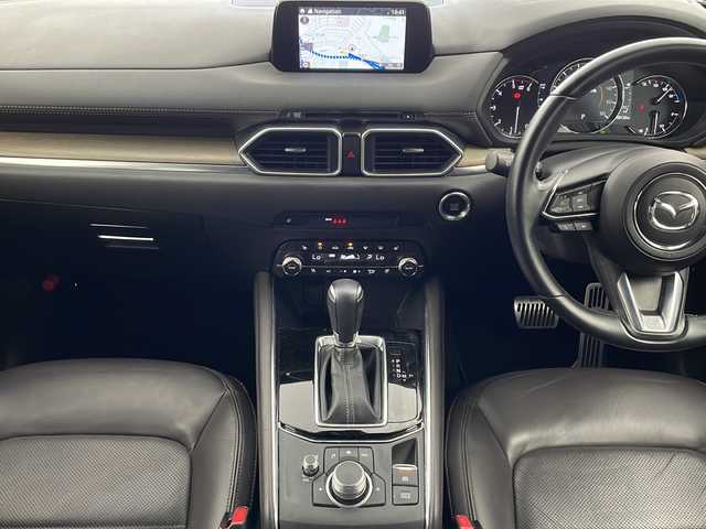 マツダ ＣＸ－５ XD エクスクルーシブモード 兵庫県 2019(令1)年 6.9万km マシーングレープレミアムM アドバンストスマートシティブレーキサポート/・後退時スマートブレーキサポート/・誤発進抑制制御/スマートブレーキサポート/レーダークルーズコントロール/ブラインドスポットモニター/車線逸脱警報システム/レーンキープアシスト/フロントパーキングセンサー/リアパーキングセンサー/ドライバーアテンションアラート/マツダ純正ナビ/・Bluetooth/・フルセグTV/・バックカメラ/・アラウンドビューモニター/パワーバックドア/マツダ純正19インチアルミホイール/ワンオーナー/新車保証書/取扱説明書