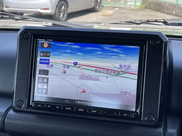 スズキ ジムニー シエラ JC 愛知県 2019(平31)年 2.1万km ジャングルグリーン 純正8インチナビ（CN-RZ846）/（Bluetooth/フルセグ/DISC/ラジオ）/バックカメラ/スズキセーフティサポート/純正フロアマット/LEDヘッドライト/クルーズコントロール/ETC/前方ドライブレコーダー/D/N席シートヒーター/電格ミラー/ドアバイザー/サイドミラーヒーター/スマートキー/プッシュスタート/スペアキー/背面タイヤ純正ハードカバー/フロントアンダーガード/サイドシルガード