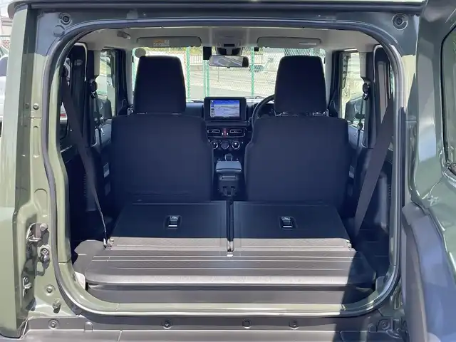 スズキ ジムニー シエラ JC 愛知県 2019(平31)年 2.1万km ジャングルグリーン 純正8インチナビ（CN-RZ846）/（Bluetooth/フルセグ/DISC/ラジオ）/バックカメラ/スズキセーフティサポート/純正フロアマット/LEDヘッドライト/クルーズコントロール/ETC/前方ドライブレコーダー/D/N席シートヒーター/電格ミラー/ドアバイザー/サイドミラーヒーター/スマートキー/プッシュスタート/スペアキー/背面タイヤ純正ハードカバー/フロントアンダーガード/サイドシルガード