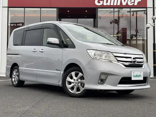 日産 セレナ ハイウェイS G Sハイブリッド 宮城県 2012(平24)年 6.8万km エターナルスノーホワイト 登録時走行距離67360km/純正SDナビ/・CD/DVD/Bluetooth/クルーズコントロール/両側パワースライド/バックカメラ/プッシュスタート/スマートキー/HIDヘッドライト/オートライト/フォグランプ/革巻きステアリング/アイドリングストップ/横滑り防止