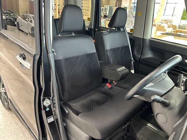 ダイハツ タント カスタム RS 高知県 2015(平27)年 9.3万km ブラックマイカメタリック (株)IDOMが運営する【じしゃロン高知店】の自社ローン専用車両になります。こちらは現金またはオートローンご利用時の価格です。自社ローンご希望の方は別途その旨お申付け下さい