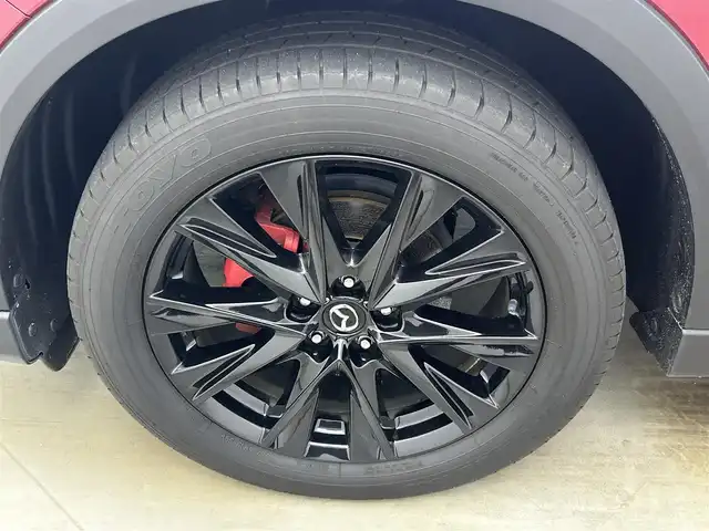 マツダ ＣＸ－５ XD ブラックトーンエディション 岡山県 2023(令5)年 2.8万km ソウルレッドクリスタルM 純正10.25インチナビ/(Bluetooth/フルセグTV/Carplay/androidAuto)/サンルーフ/Boseサウンド/360度カメラ/レーダークルーズコントロール/シートヒーター（前席）/LEDヘッドライト/ETC/ワイヤレス充電/ブラインドスポットモニター/ステアリングヒーター/パワーシート（前席）/電動リアゲート/コーナーセンサー（前後）/オートハイビーム/プッシュスタート/スマートキー×1/アイドリングストップ/レーンキープアシスト/純正フロアマット/純正アルミホイール/オートライト