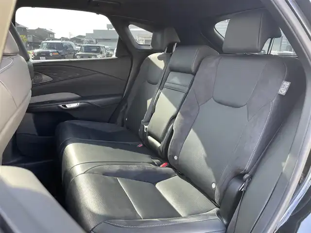 レクサス ＲＸ 450h+ バージョンL 富山県 2023(令5)年 2.3万km グラファイトブラックガラスフレーク