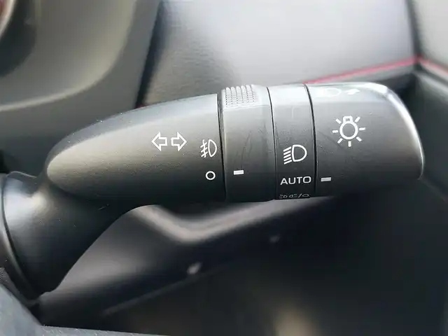 トヨタ ＲＡＶ４ アドベンチャー オフロードPKG 東京都 2021(令3)年 7.4万km スーパーホワイトⅡ セーフティセンス/プリクラッシュセーフティ/レーントレーシングアシスト/オートハイビーム/クリアランスソナー/純正9型DA/ナビ機能・BT/ルーフレール/LEDヘッドライト/フォグ/ハーフレザーシート/運転席パワーシート/シートヒーター/ベンチレーション/ビルトインETC/USBポート