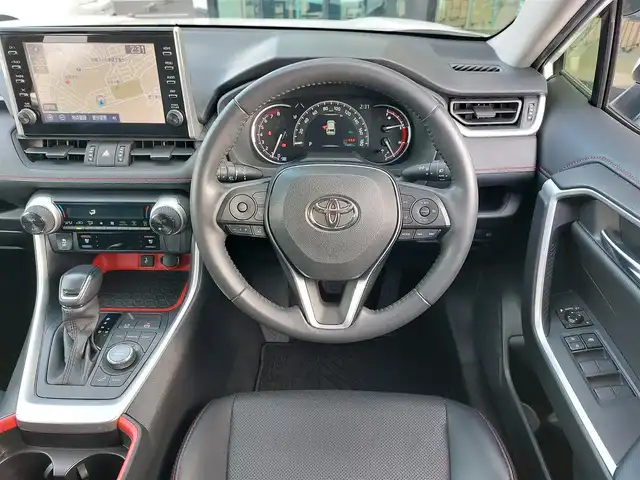 トヨタ ＲＡＶ４ アドベンチャー オフロードPKG 東京都 2021(令3)年 7.4万km スーパーホワイトⅡ セーフティセンス/プリクラッシュセーフティ/レーントレーシングアシスト/オートハイビーム/クリアランスソナー/純正9型DA/ナビ機能・BT/ルーフレール/LEDヘッドライト/フォグ/ハーフレザーシート/運転席パワーシート/シートヒーター/ベンチレーション/ビルトインETC/USBポート
