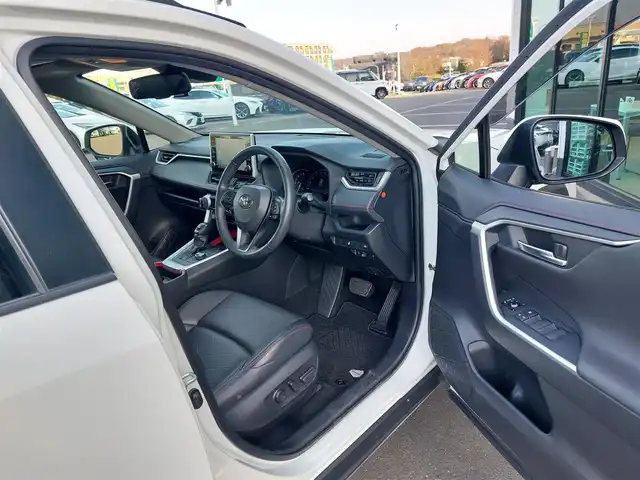 トヨタ ＲＡＶ４ アドベンチャー オフロードPKG 東京都 2021(令3)年 7.4万km スーパーホワイトⅡ セーフティセンス/プリクラッシュセーフティ/レーントレーシングアシスト/オートハイビーム/クリアランスソナー/純正9型DA/ナビ機能・BT/ルーフレール/LEDヘッドライト/フォグ/ハーフレザーシート/運転席パワーシート/シートヒーター/ベンチレーション/ビルトインETC/USBポート